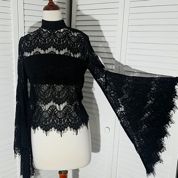 Obey Tops - OBEY/MINKPINK REVOLVE BLK LACE BELLD SLEEVE ,SEXY!